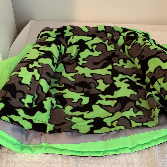 Wonder Kids 2 jackets!   3 in 1 .  Mint condition! 24M Bright! - Picture 7 of 9